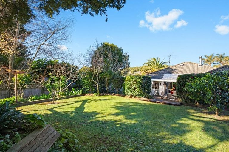 Photo of property in 65 The Glade South, Pukekohe, 2120