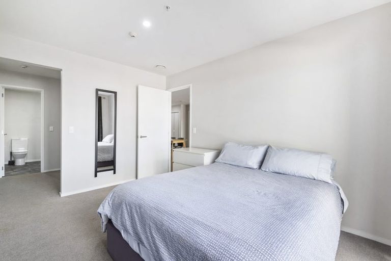 Photo of property in Norfolk Apartments, 305/19 Bute Road, Browns Bay, Auckland, 0630