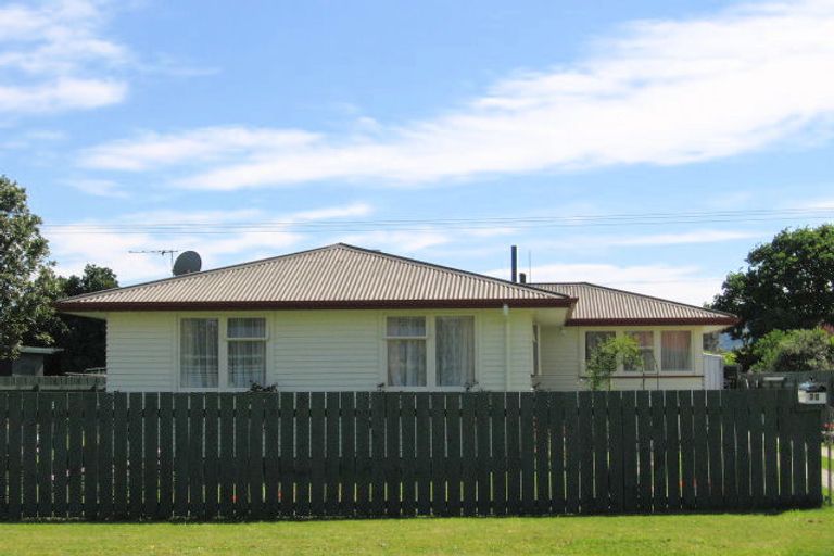 Photo of property in 83 Birrell Street, Elgin, Gisborne, 4010
