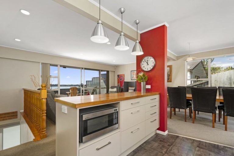 Photo of property in 43 Darraghs Road, Brookfield, Tauranga, 3110