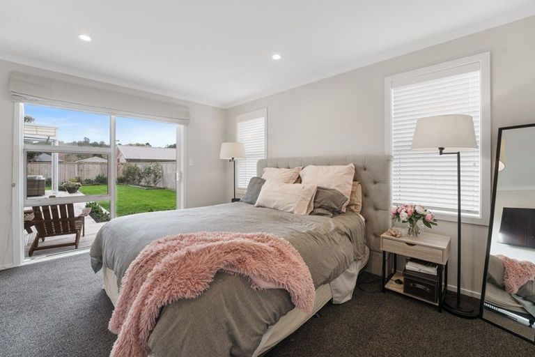 Photo of property in 71 Waipunahau Road, Waikanae, 5036