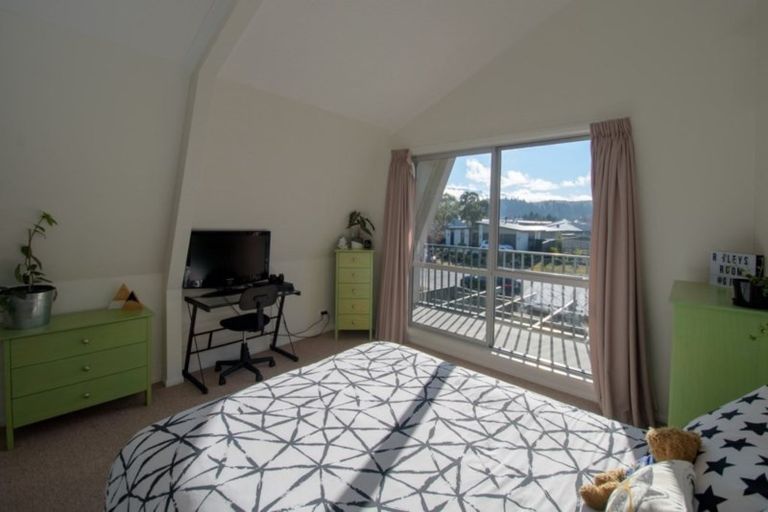 Photo of property in 9 Austral Place, Cromwell, 9310