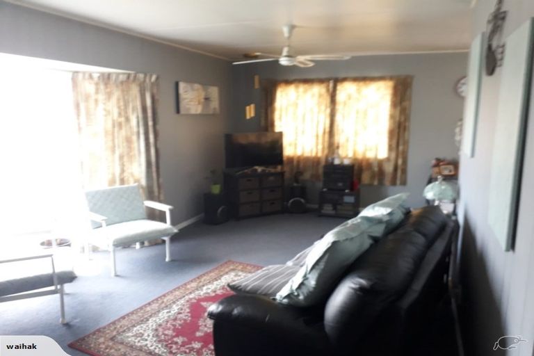 Photo of property in 19 Baillie Crescent, Carterton, 5713