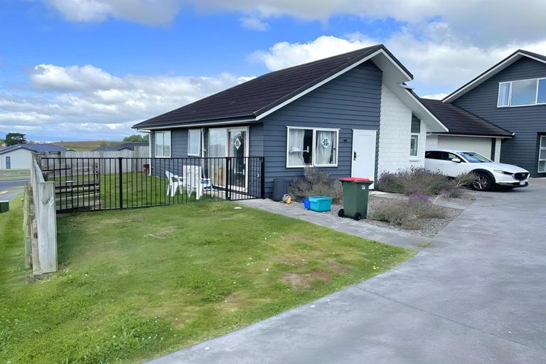 Photo of property in 22 Kapua Crescent, Rototuna North, Hamilton, 3210