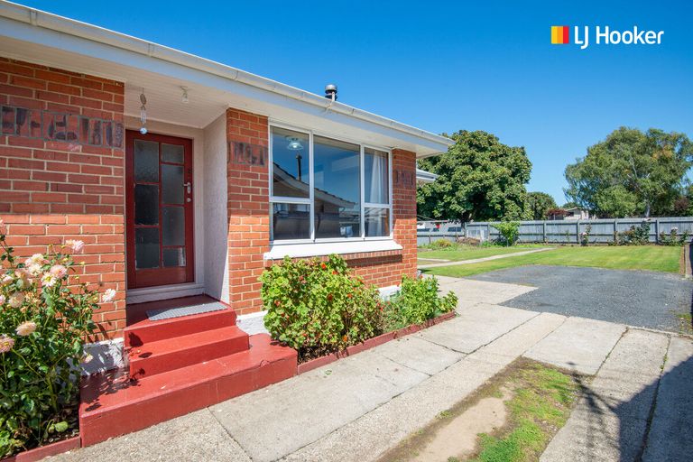 Photo of property in 18 Argyle Street, Mosgiel, 9024