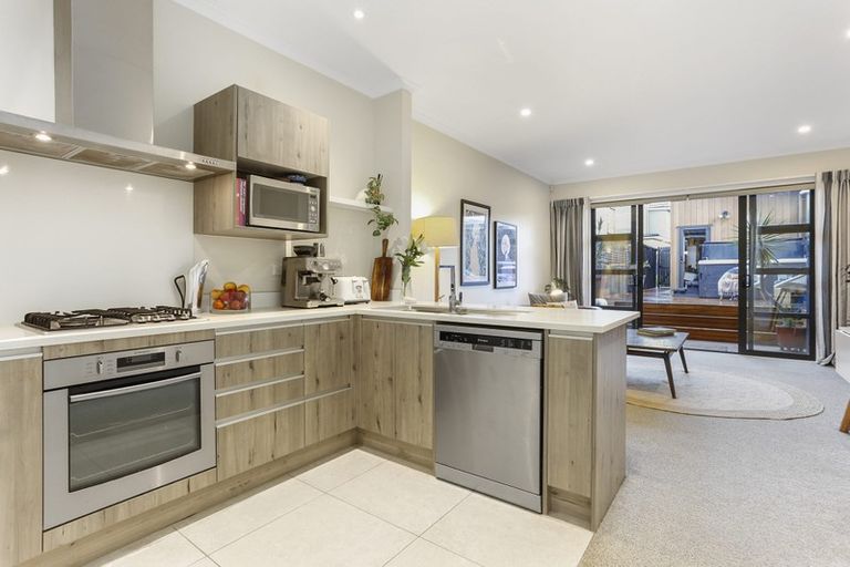 Photo of property in 126 Hobsonville Point Road, Hobsonville, Auckland, 0616