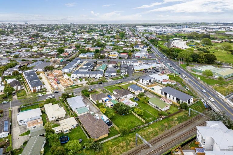 Photo of property in 10 Gloucester Road, Manurewa, Auckland, 2102