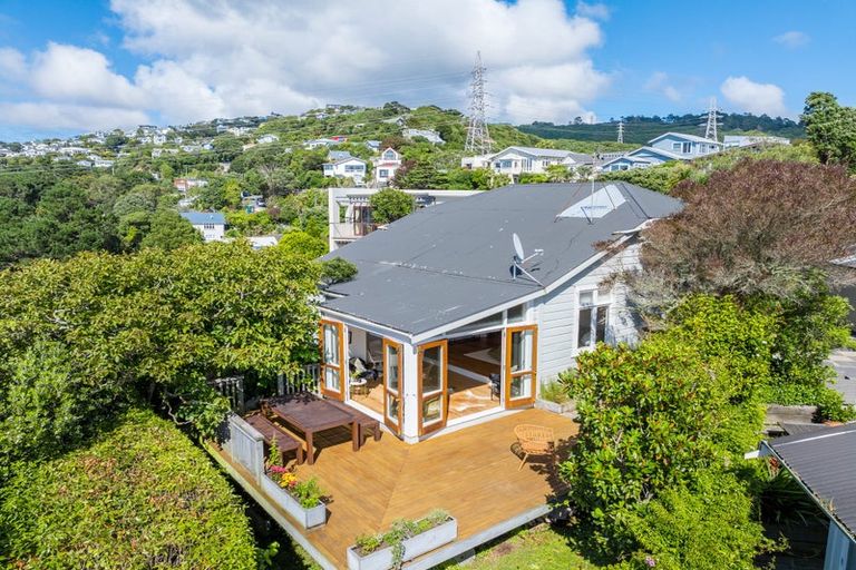 Photo of property in 28 Mortimer Terrace, Aro Valley, Wellington, 6021