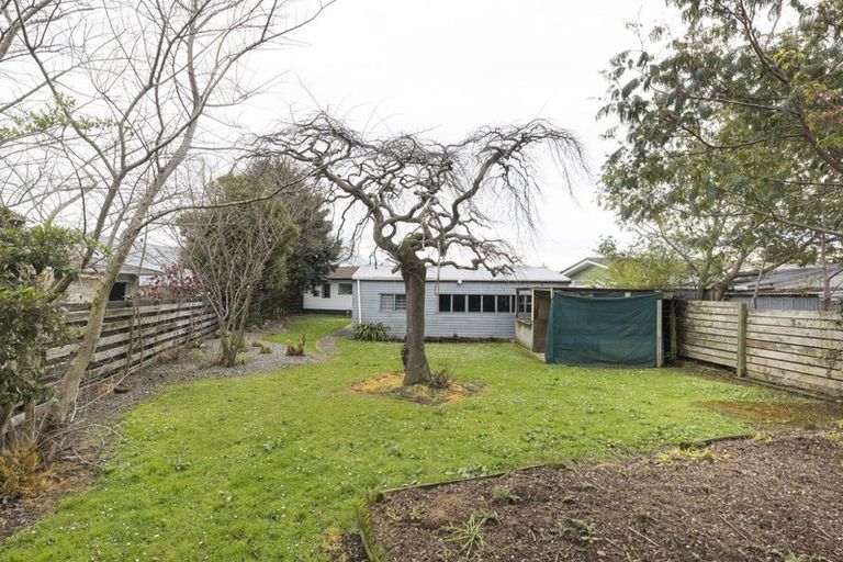 Photo of property in 14 Meadowbrook Drive, Cloverlea, Palmerston North, 4412