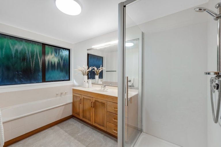 Photo of property in 105 Oliver Road, Eastern Beach, Auckland, 2012