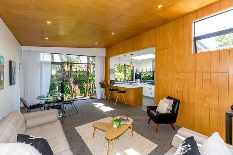 Photo of property in 12b Gaine Street, New Plymouth, 4310