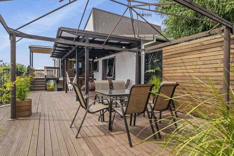 Photo of property in 1 Waitawa Place, Lynmore, Rotorua, 3010