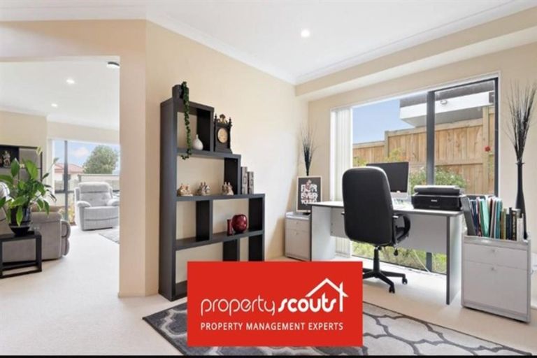 Photo of property in 3 Parani Court, Te Atatu Peninsula, Auckland, 0610