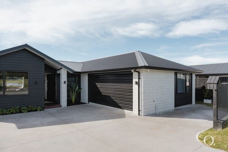 Photo of property in 31 Tamihana Avenue, Pyes Pa, Tauranga, 3112