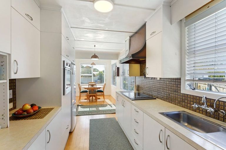 Photo of property in 61 Martin Road, Paraparaumu Beach, Paraparaumu, 5032