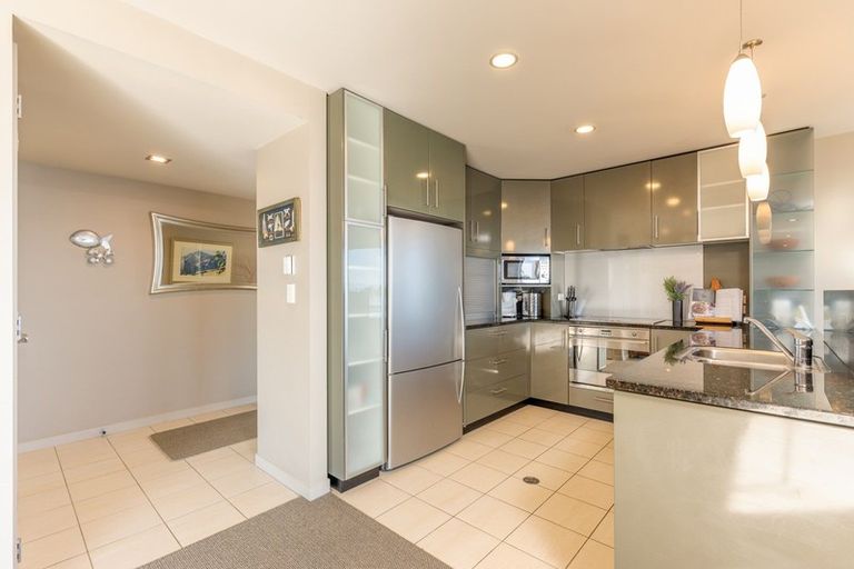 Photo of property in Waterfront Apartments, 309 Wakefield Quay, Stepneyville, Nelson, 7010