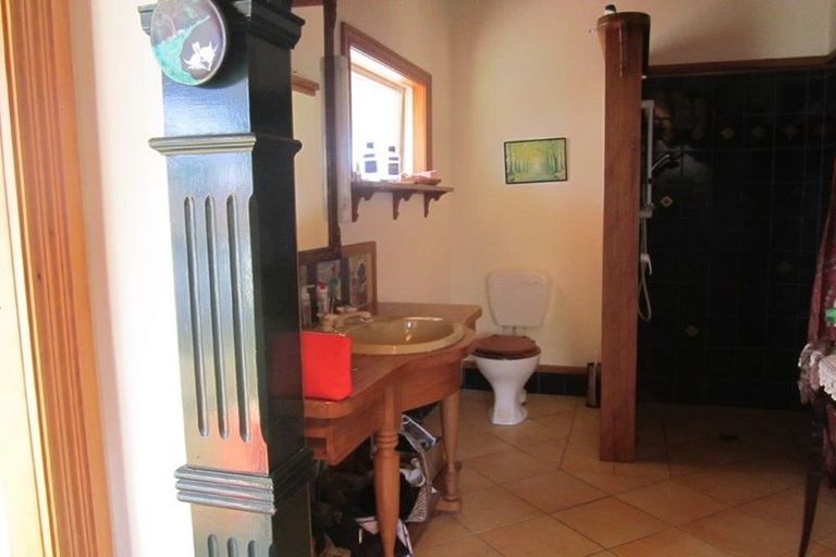 Photo of property in 327 Wanganui Flat Road, Harihari, 7884