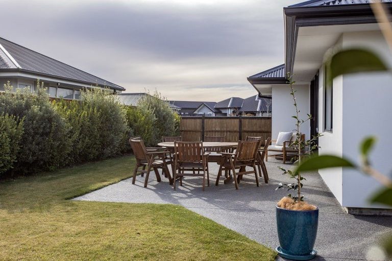 Photo of property in 64 Watkins Drive, Rangiora, 7400