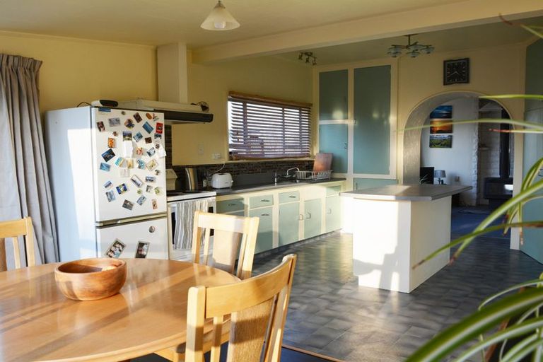 Photo of property in 62 Rhodes Street, Waimate, 7924