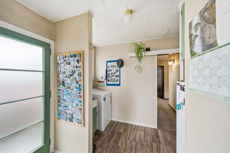 Photo of property in 17 Wolsey Place, Hillmorton, Christchurch, 8025