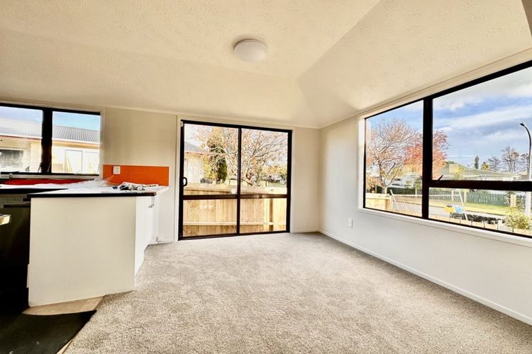 Photo of property in 20 Finlayson Avenue, Clendon Park, Auckland, 2103