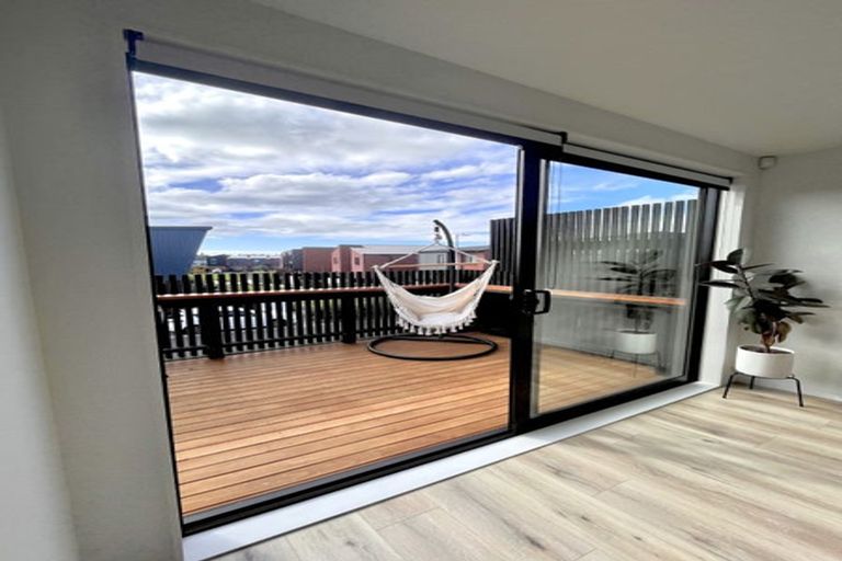 Photo of property in 23 Desalt Drive, Hobsonville, Auckland, 0616