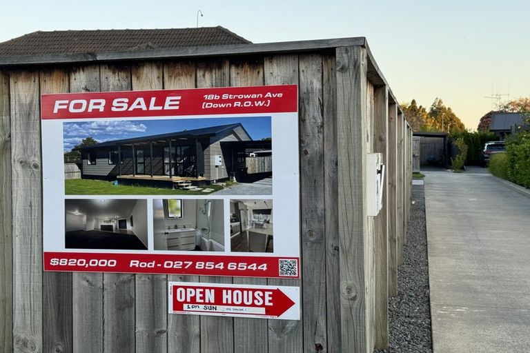 Photo of property in 18b Strowan Avenue, Fairfield, Hamilton, 3214