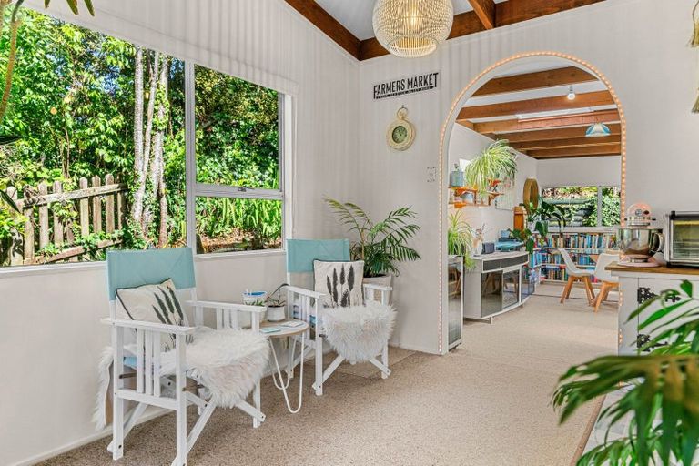 Photo of property in 12 Whangarei Heads Road, Onerahi, Whangarei, 0110