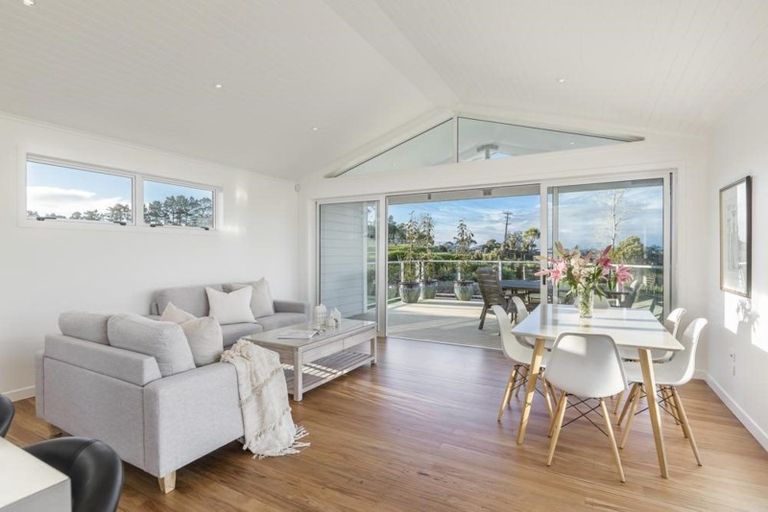 Photo of property in 180 Taylor Road, Waimauku, 0882