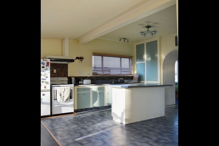 Photo of property in 62 Rhodes Street, Waimate, 7924