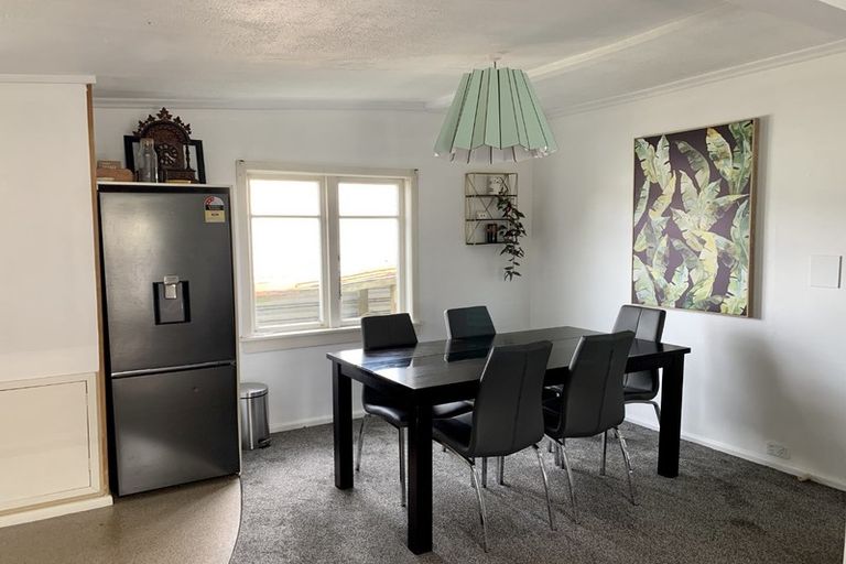 Photo of property in 23 Wharfe Street, South Hill, Oamaru, 9400