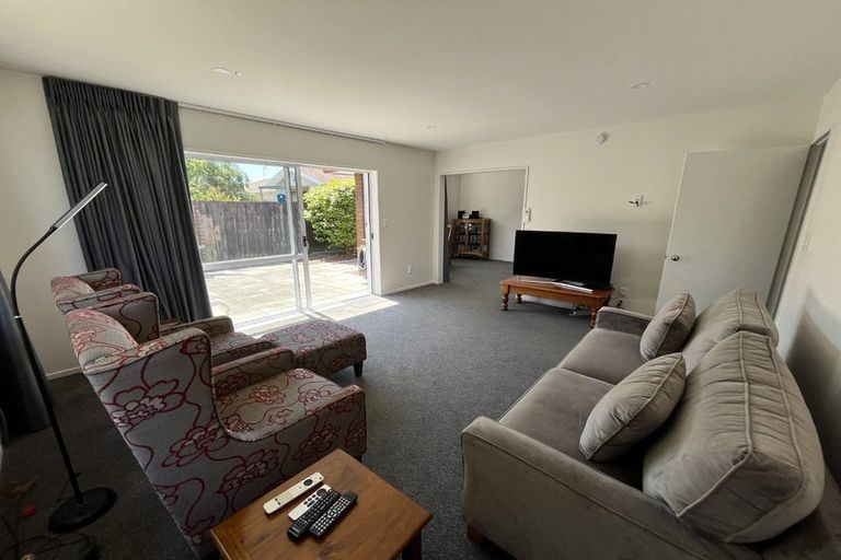 Photo of property in 2/10 Argo Place, Casebrook, Christchurch, 8051