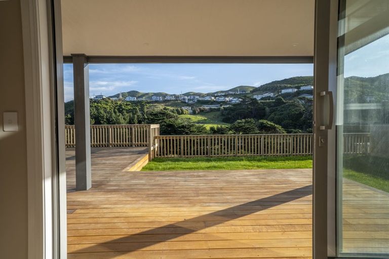 Photo of property in 24 Farnworth Terrace, Churton Park, Wellington, 6037