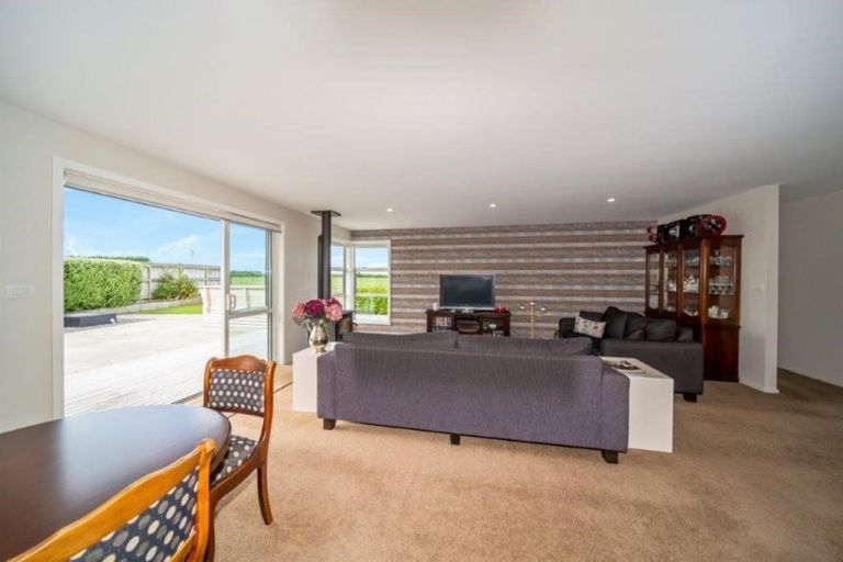 Photo of property in 13a Larlin Drive, Hawera, 4675