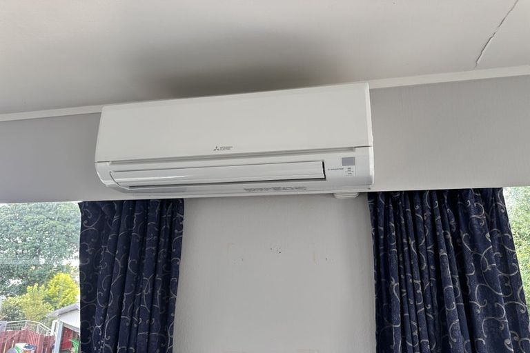 Photo of property in 33 Amanda Avenue, Dinsdale, Hamilton, 3204