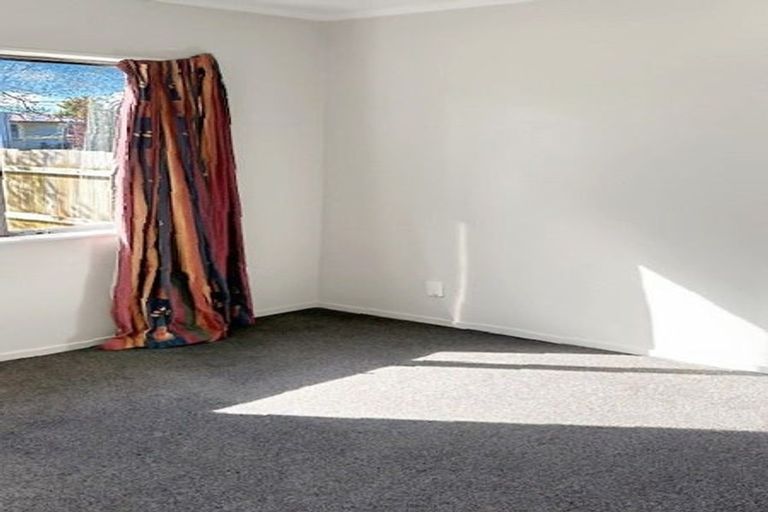 Photo of property in 19 Vera Street, Marton, 4710