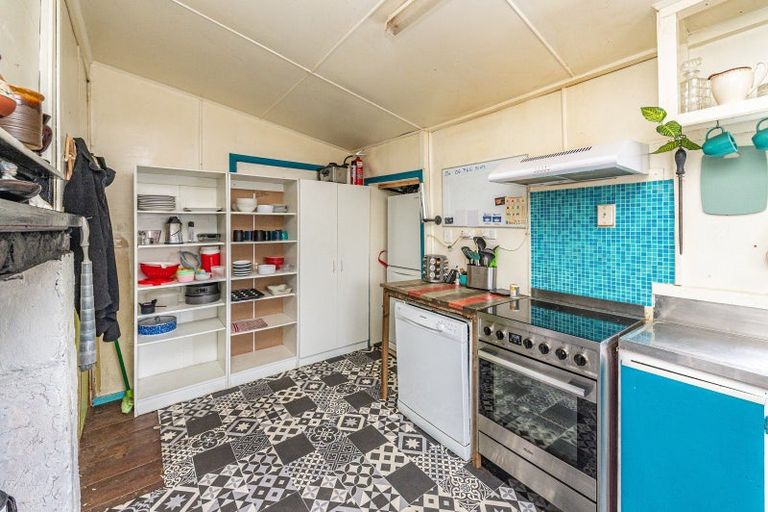 Photo of property in 17 Gloag Street, Waverley, 4510