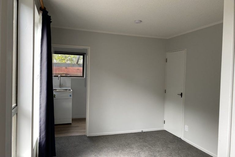 Photo of property in 10 Frances Street, Waikanae Beach, Waikanae, 5036