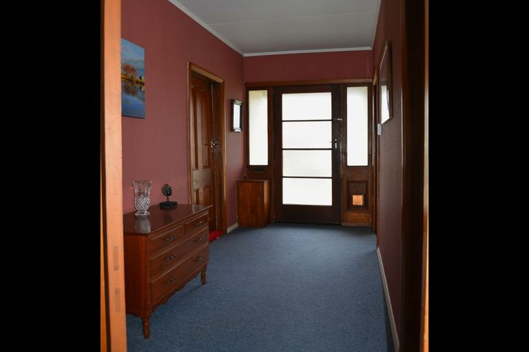 Photo of property in 62 Rhodes Street, Waimate, 7924