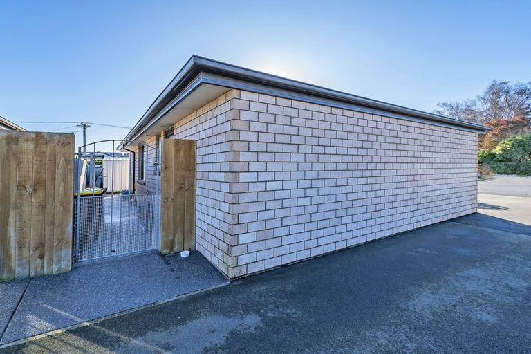 Photo of property in 1/191 Gayhurst Road, Dallington, Christchurch, 8061