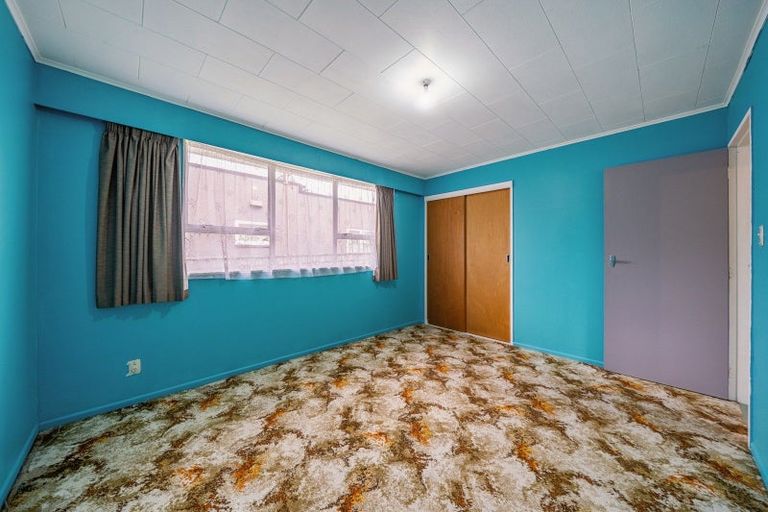 Photo of property in 2/8 Wilford Street, Wallaceville, Upper Hutt, 5018