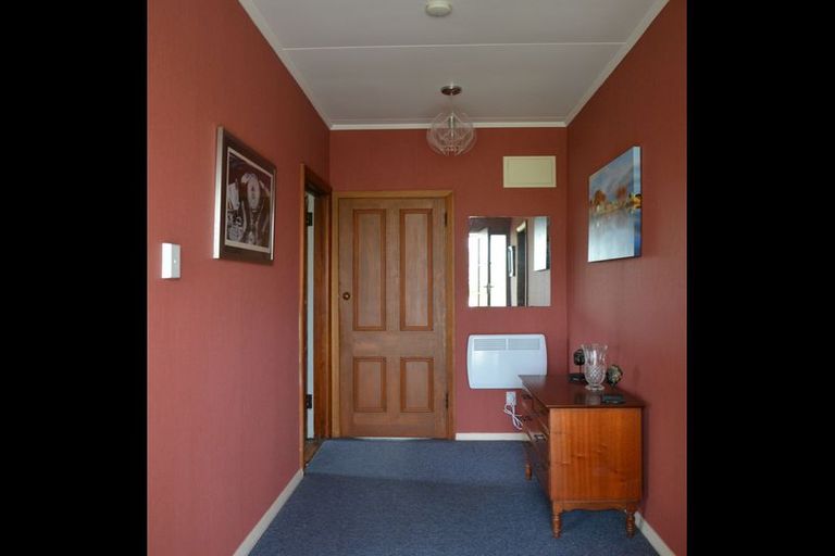 Photo of property in 62 Rhodes Street, Waimate, 7924