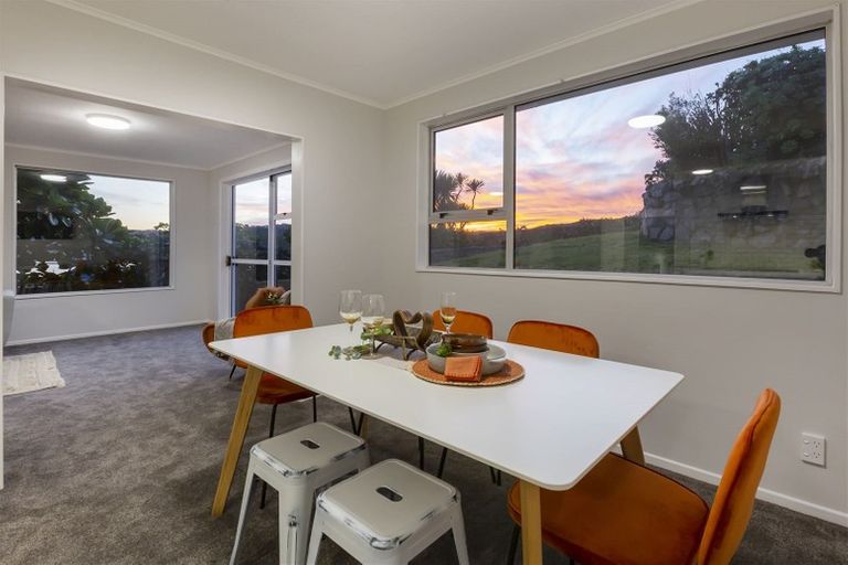 Photo of property in 14 Brora Crescent, Papakowhai, Porirua, 5024