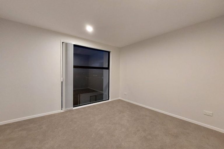 Photo of property in 37 Hinonga Loop, Silverdale, 0932