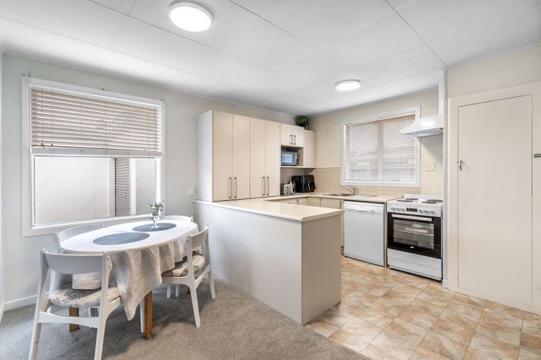 Photo of property in 55 White Street, Newfield, Invercargill, 9812