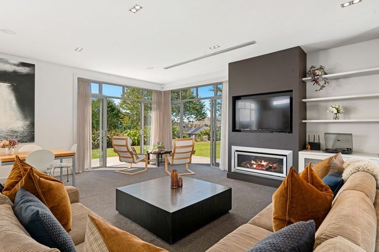 Photo of property in 16 Atley Road, Arthurs Point, Queenstown, 9371