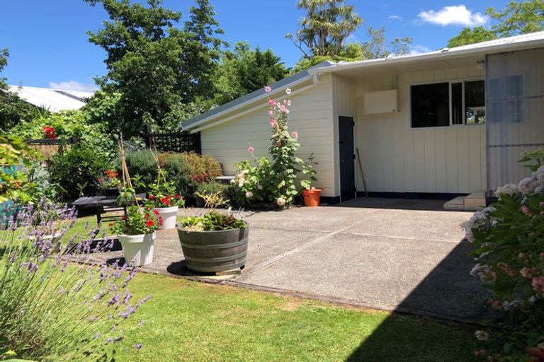 Photo of property in 30 Dundas Street, Porangahau, 4293