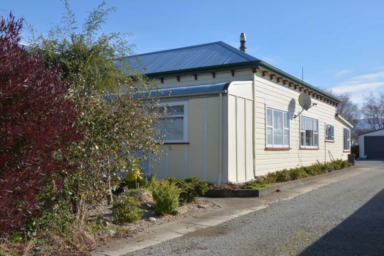 Photo of property in 62 Rhodes Street, Waimate, 7924