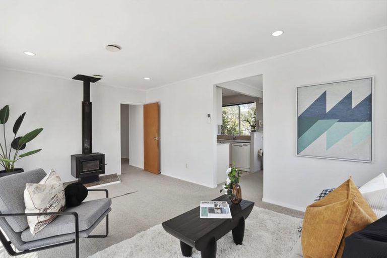 Photo of property in 43 Waitaki Street, Henderson, Auckland, 0612