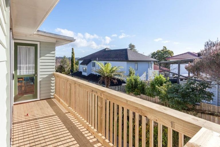 Photo of property in 41 Sunvue Road, Glen Eden, Auckland, 0602